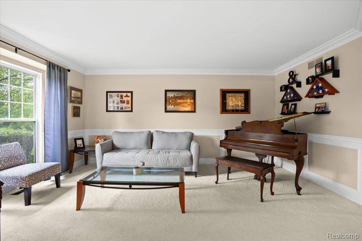 Commerce Twp, MI 48382,4583 Racewood DR