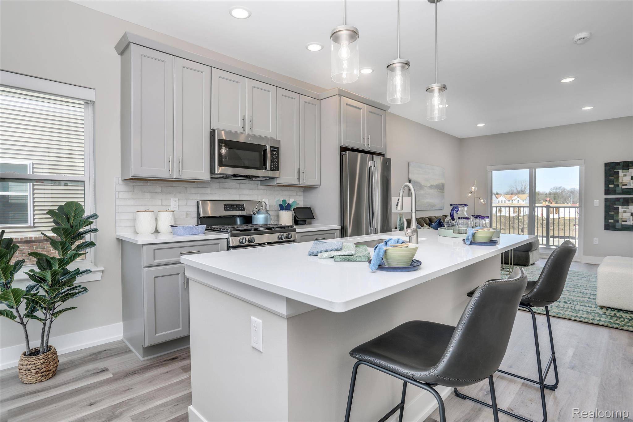 Farmington, MI 48336,33022 Rougeside Trail RD #53