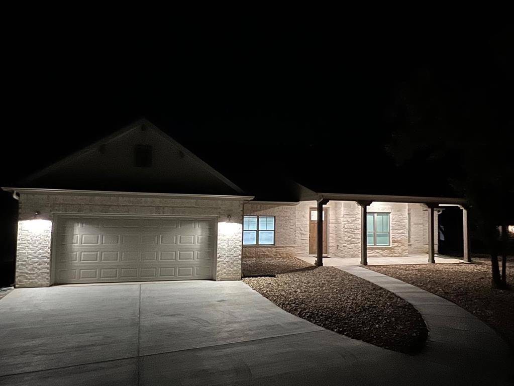 Chico, TX 76431,455 County Road 1742