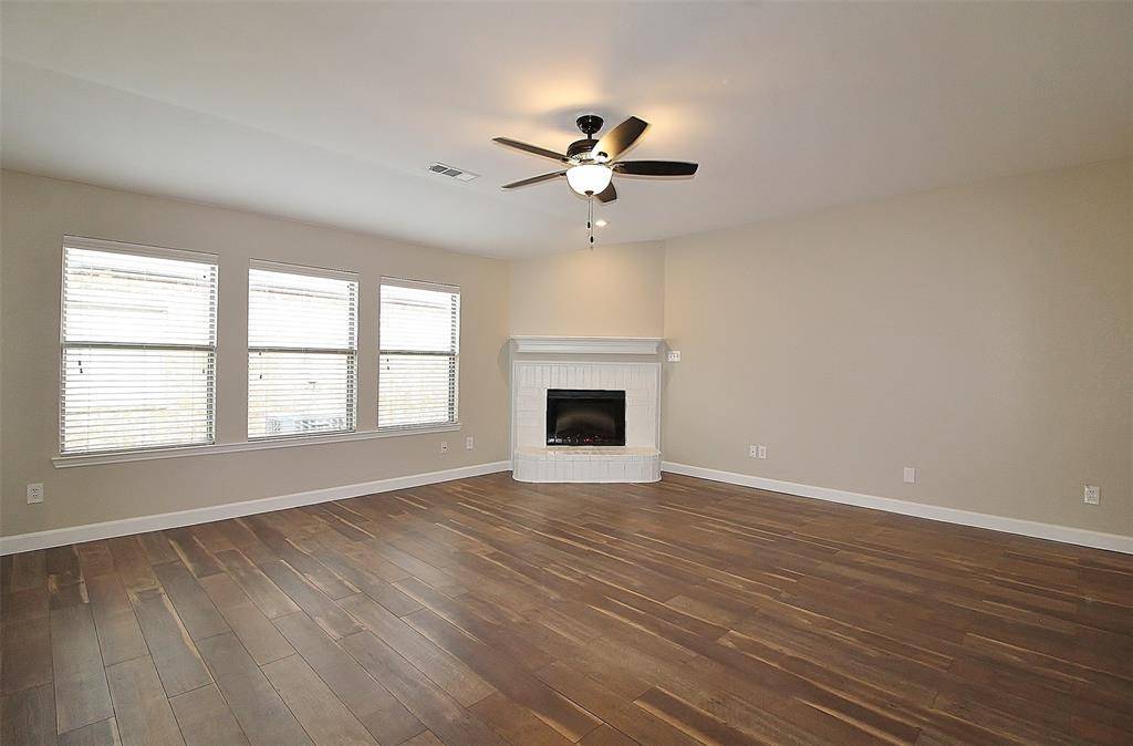 Fort Worth, TX 76131,10453 Evening View Drive