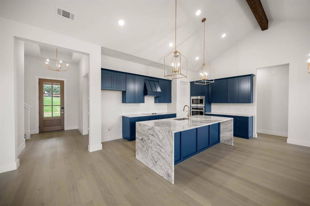 Weatherford, TX 76088,1049 Woodland