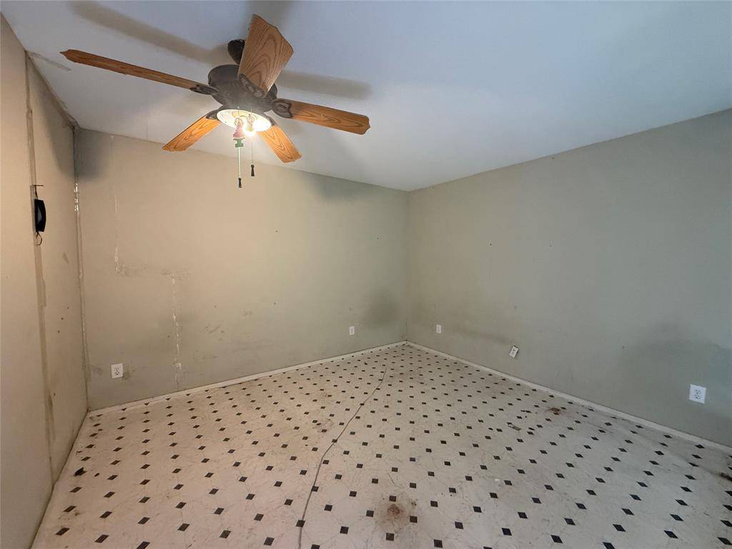 Dallas, TX 75240,13329 Southview Lane