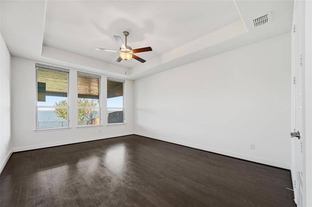 Forney, TX 75126,18136 Lakefront Court