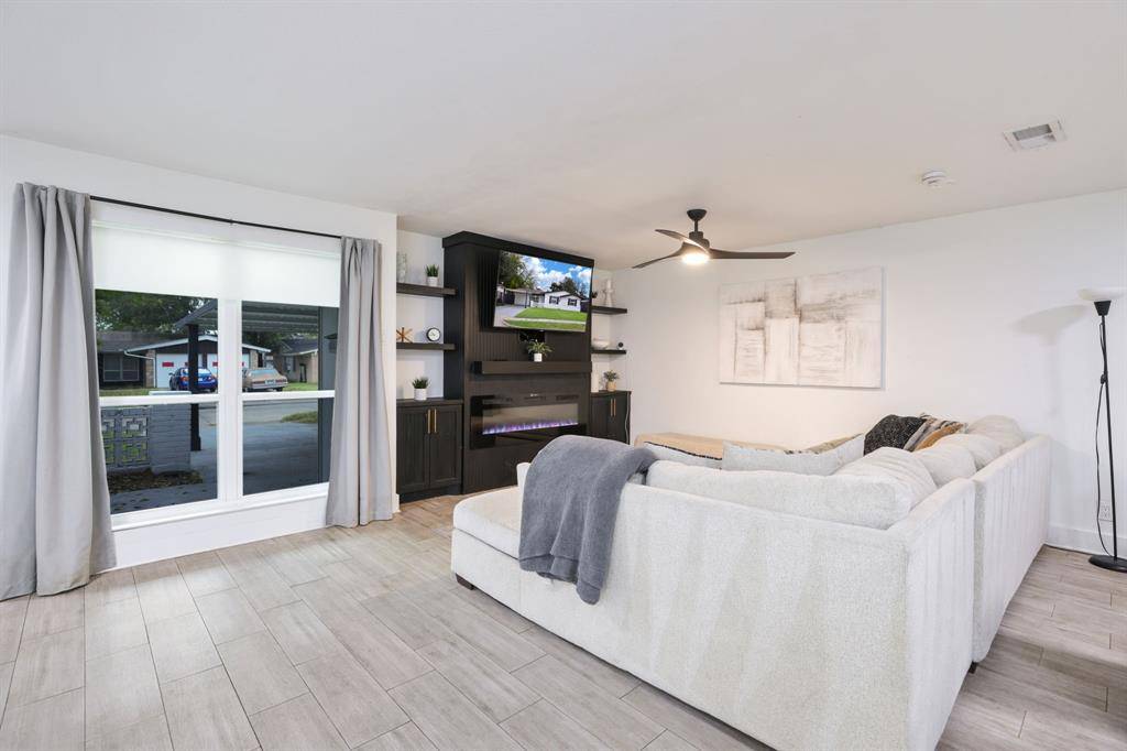 Carrollton, TX 75006,1831 Wintergreen Road