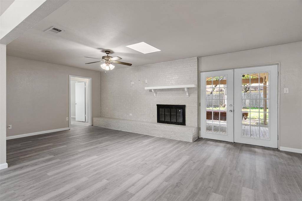 Fort Worth, TX 76112,1612 Mims Street