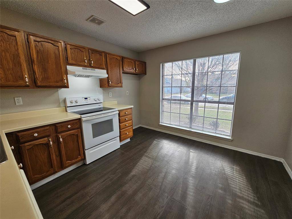 Cedar Hill, TX 75104,824 Bailey Drive