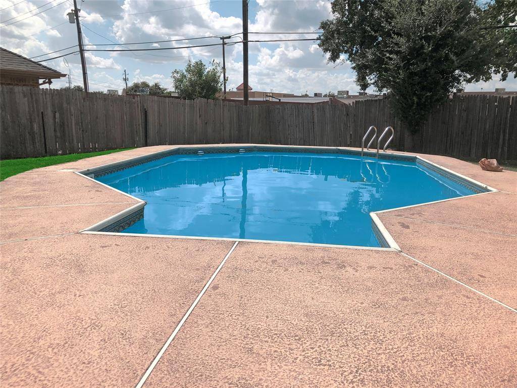 Carrollton, TX 75007,3709 Highgate Lane