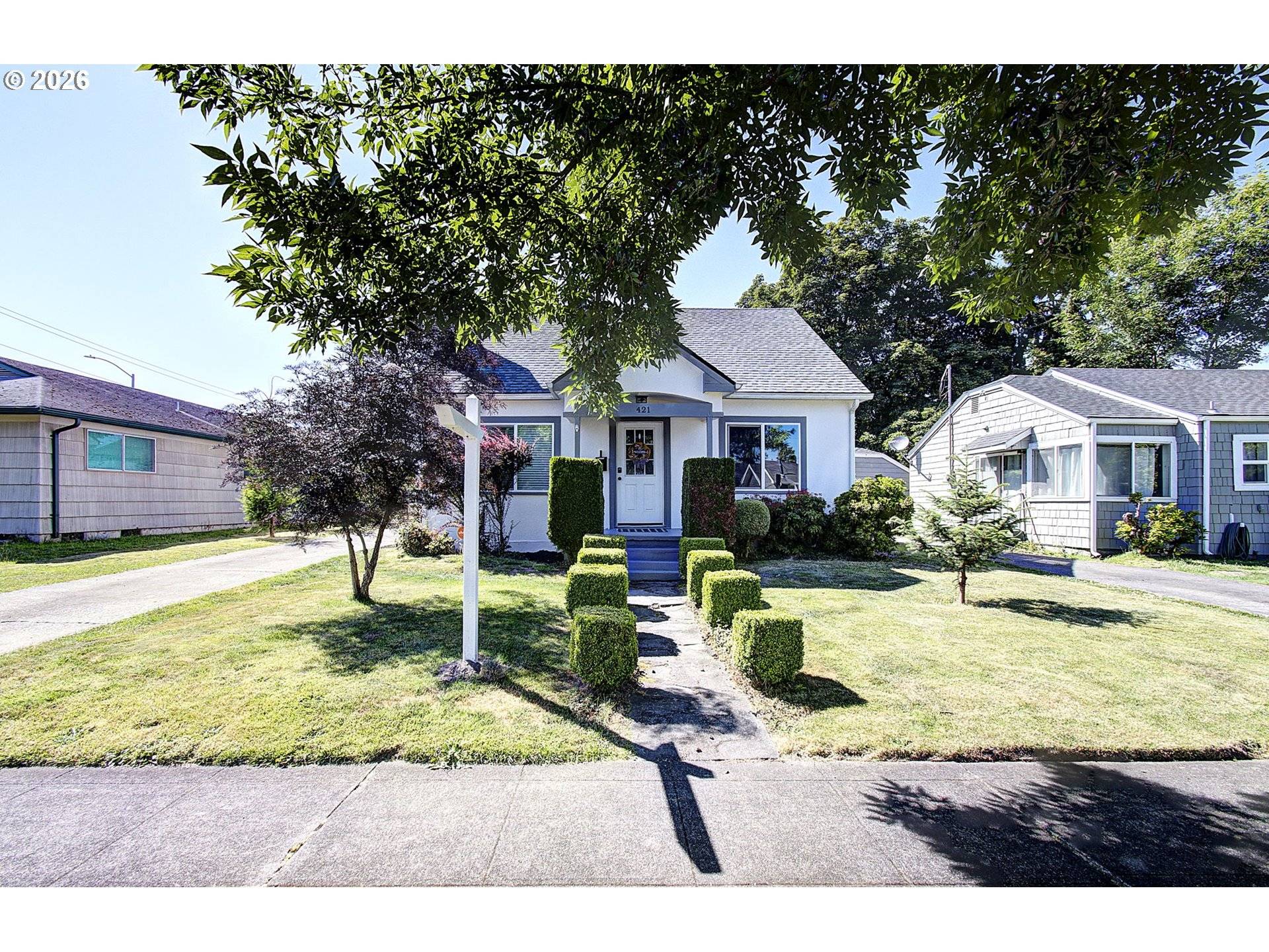 Longview, WA 98632,421 24TH AVE