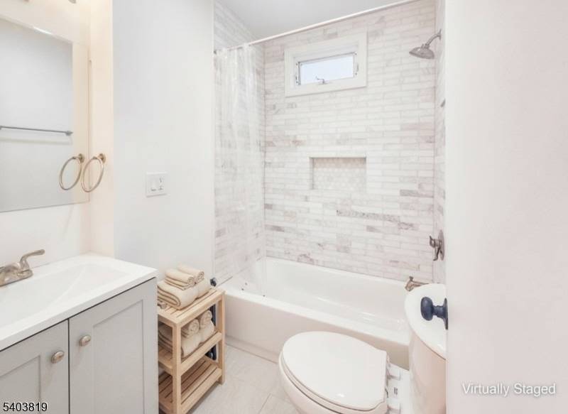 Bloomfield Twp., NJ 07003,13 N Spring St