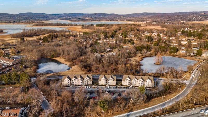 Clinton Town, NJ 08809,15 Park Drive #15