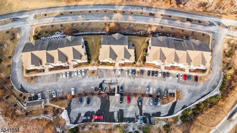 Clinton Town, NJ 08809,15 Park Drive #15