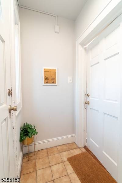 Newark City, NJ 07105,201 Warwick St