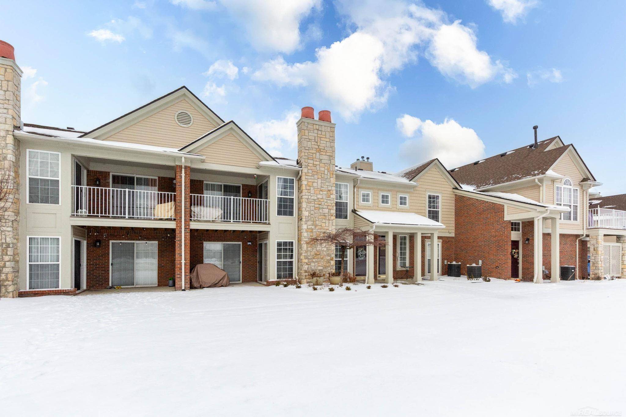 Macomb, MI 48042,52196 Naugatuck DR