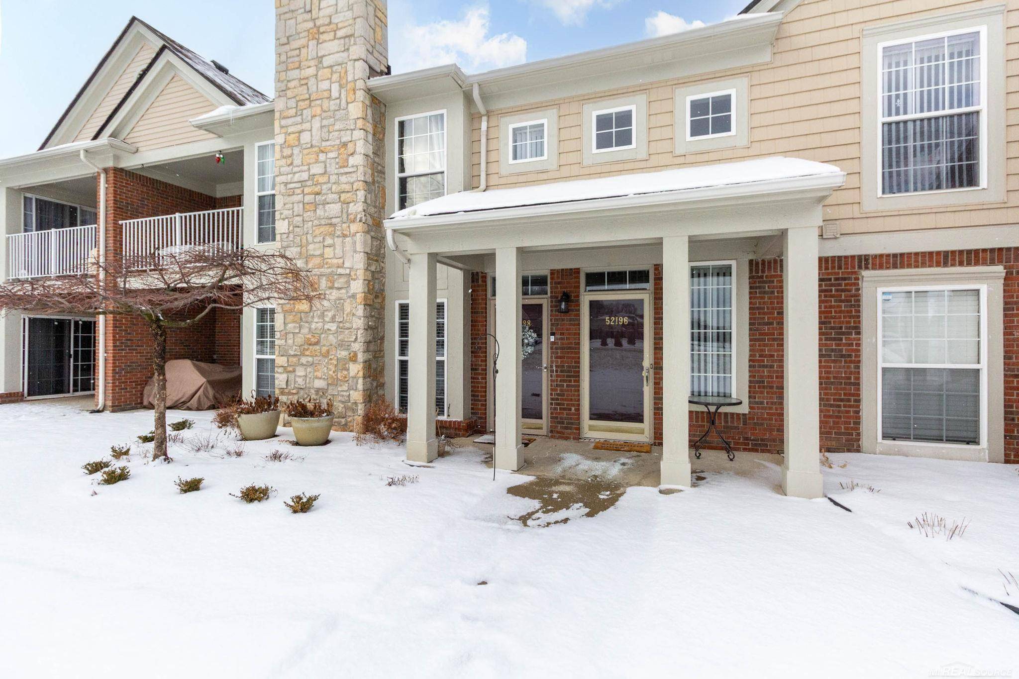 Macomb, MI 48042,52196 Naugatuck DR