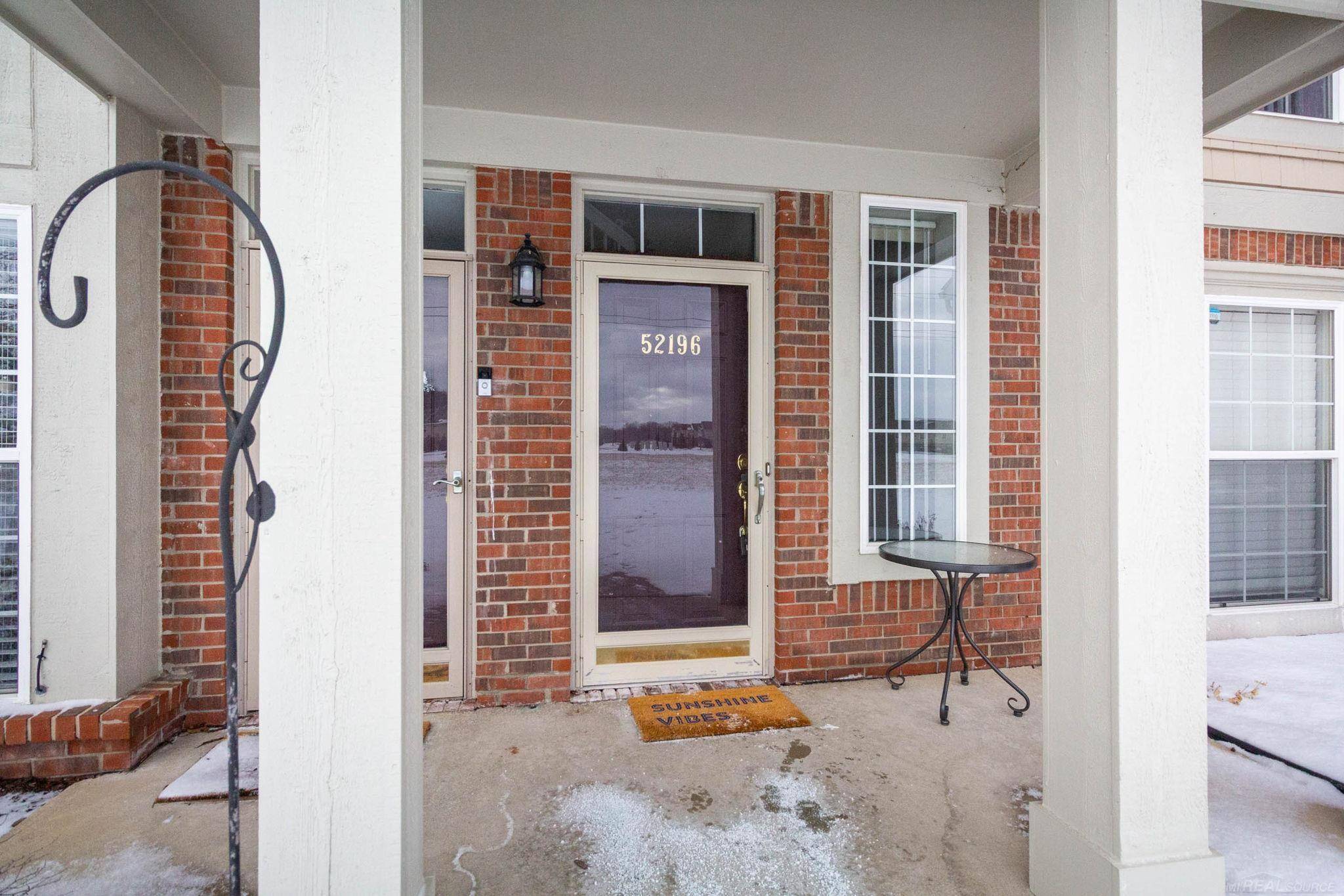 Macomb, MI 48042,52196 Naugatuck DR