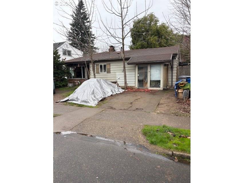 Portland, OR 97206,7955 SE CENTER ST