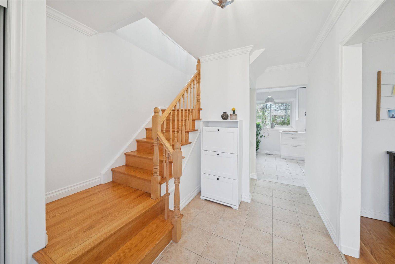 Toronto C15, ON M2J 2C7,59 Grove Park CRES