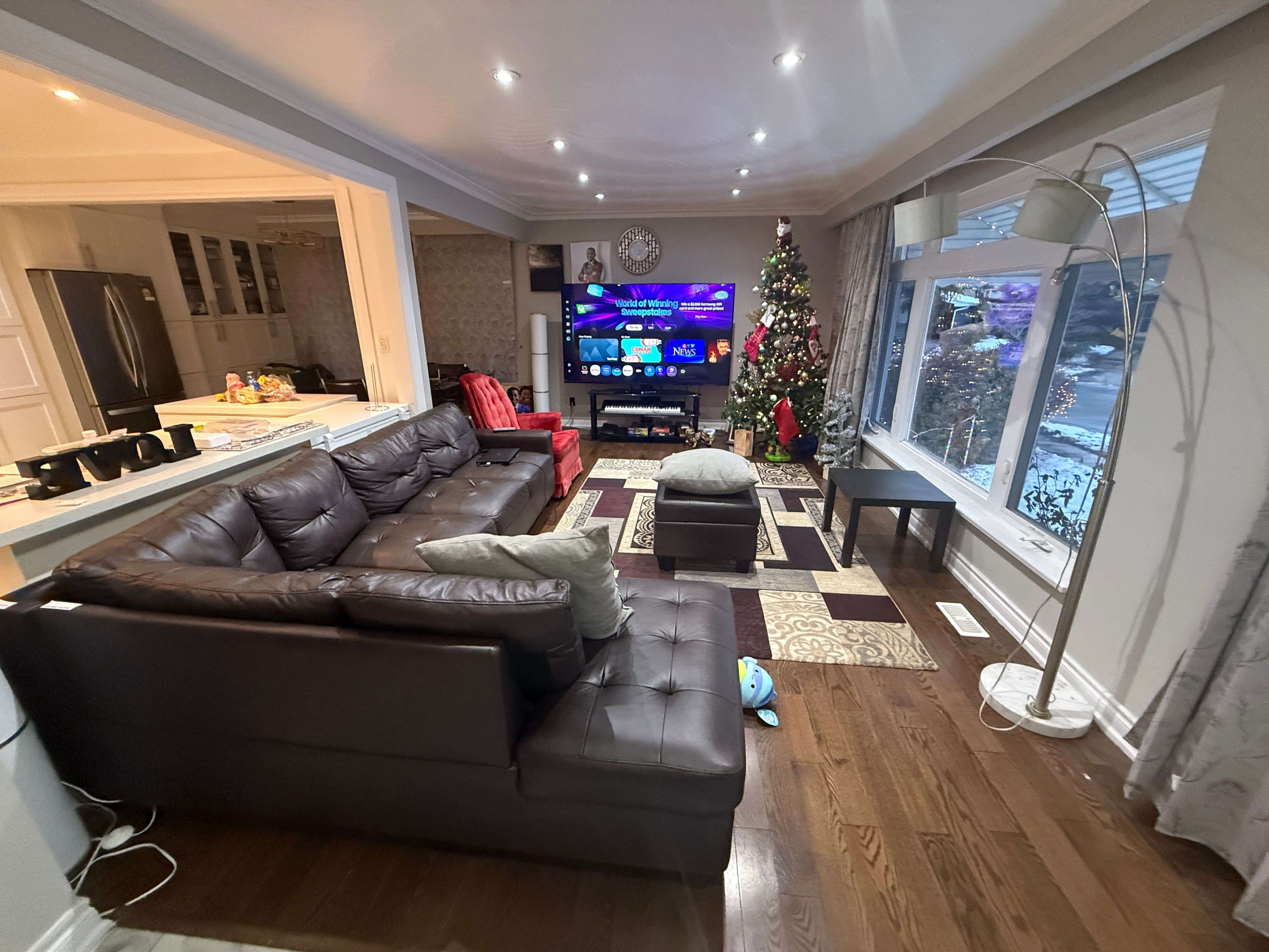 Toronto E09, ON M1H 1C1,36 Gaiety DR