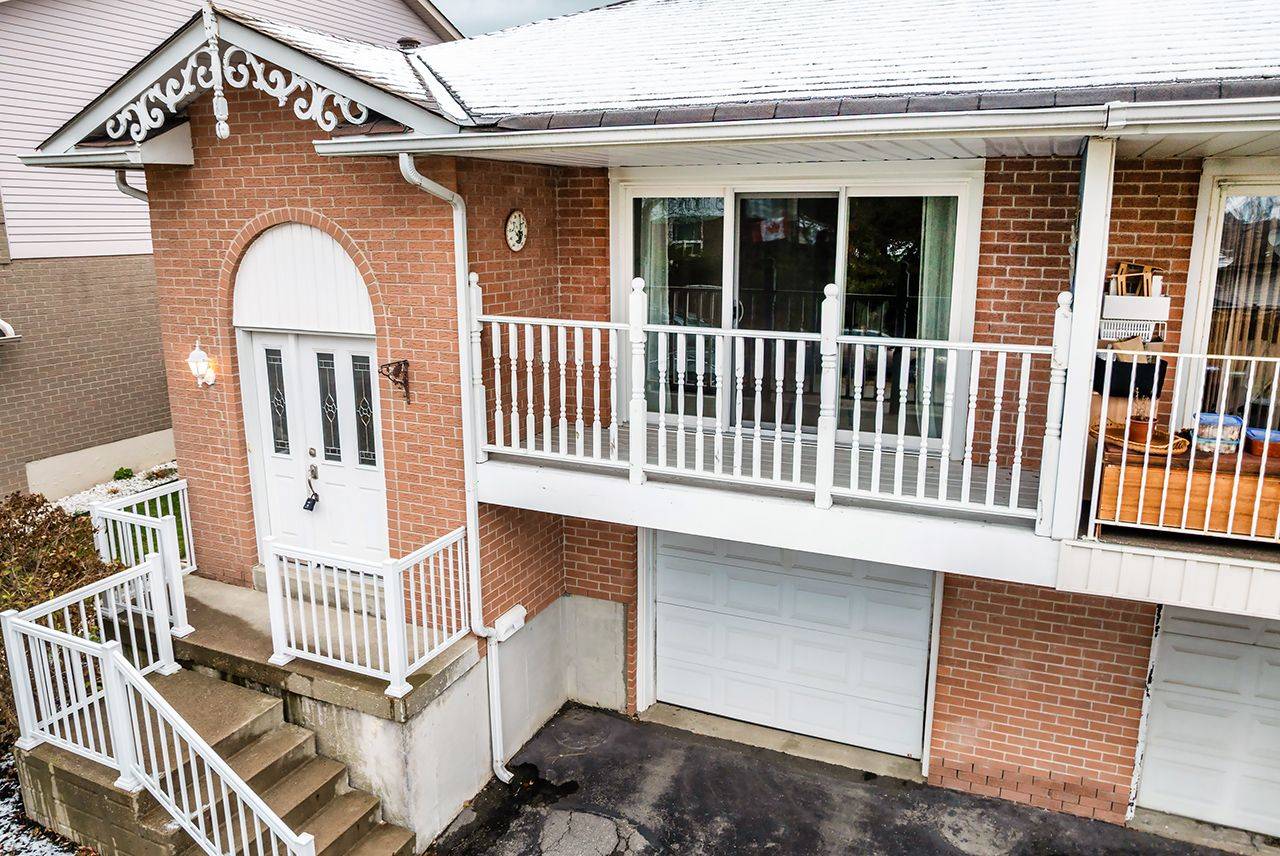 Oshawa, ON L1H 8G6,1259 Sunningdale AVE