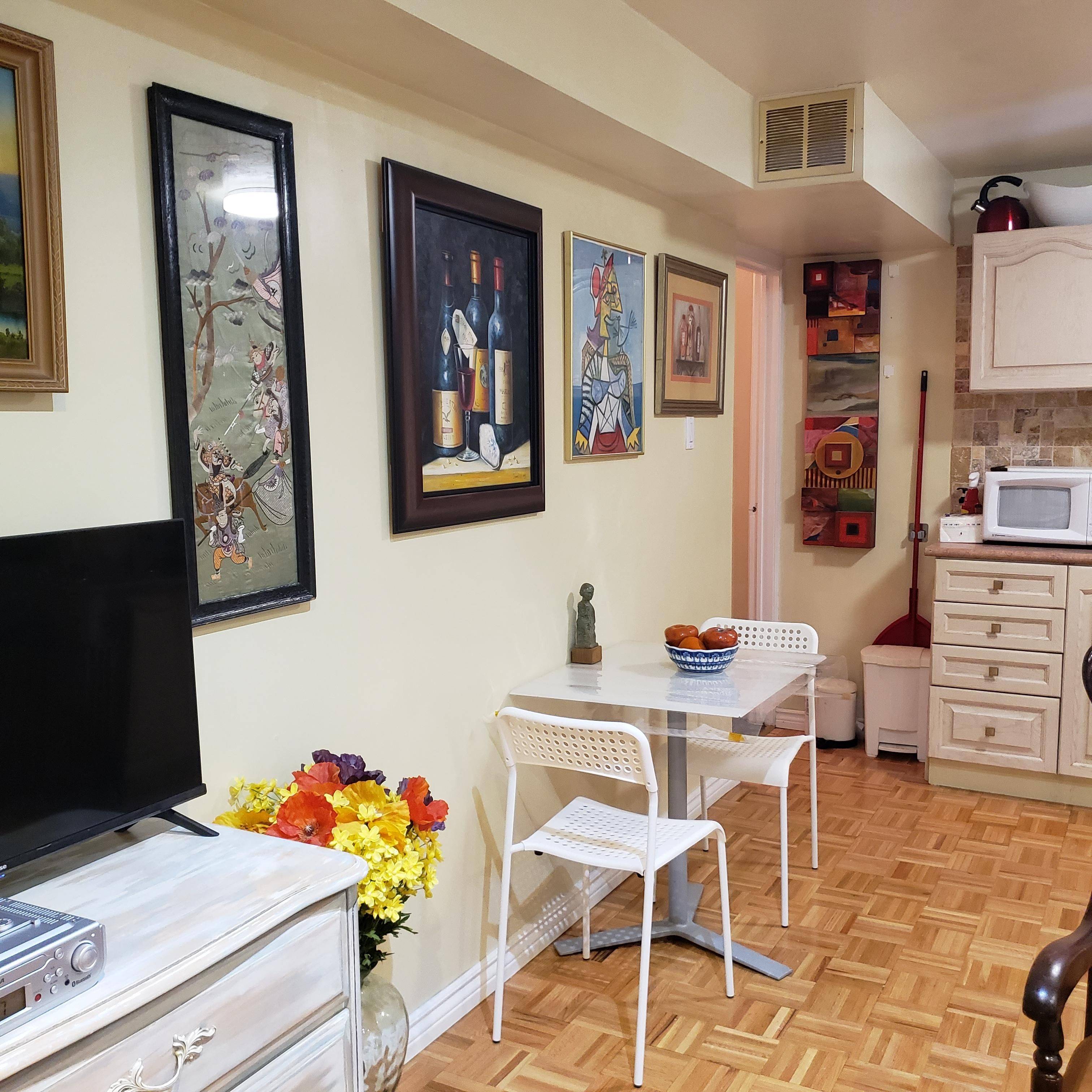 Toronto E11, ON M1B 2J1,28 Rotary DR #Lower