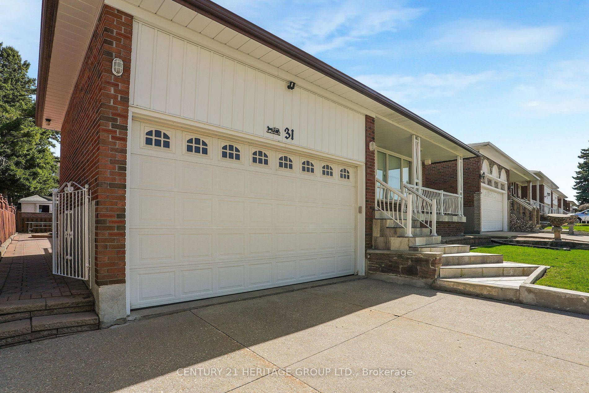 Toronto E05, ON M1T 1V8,31 Scarden AVE