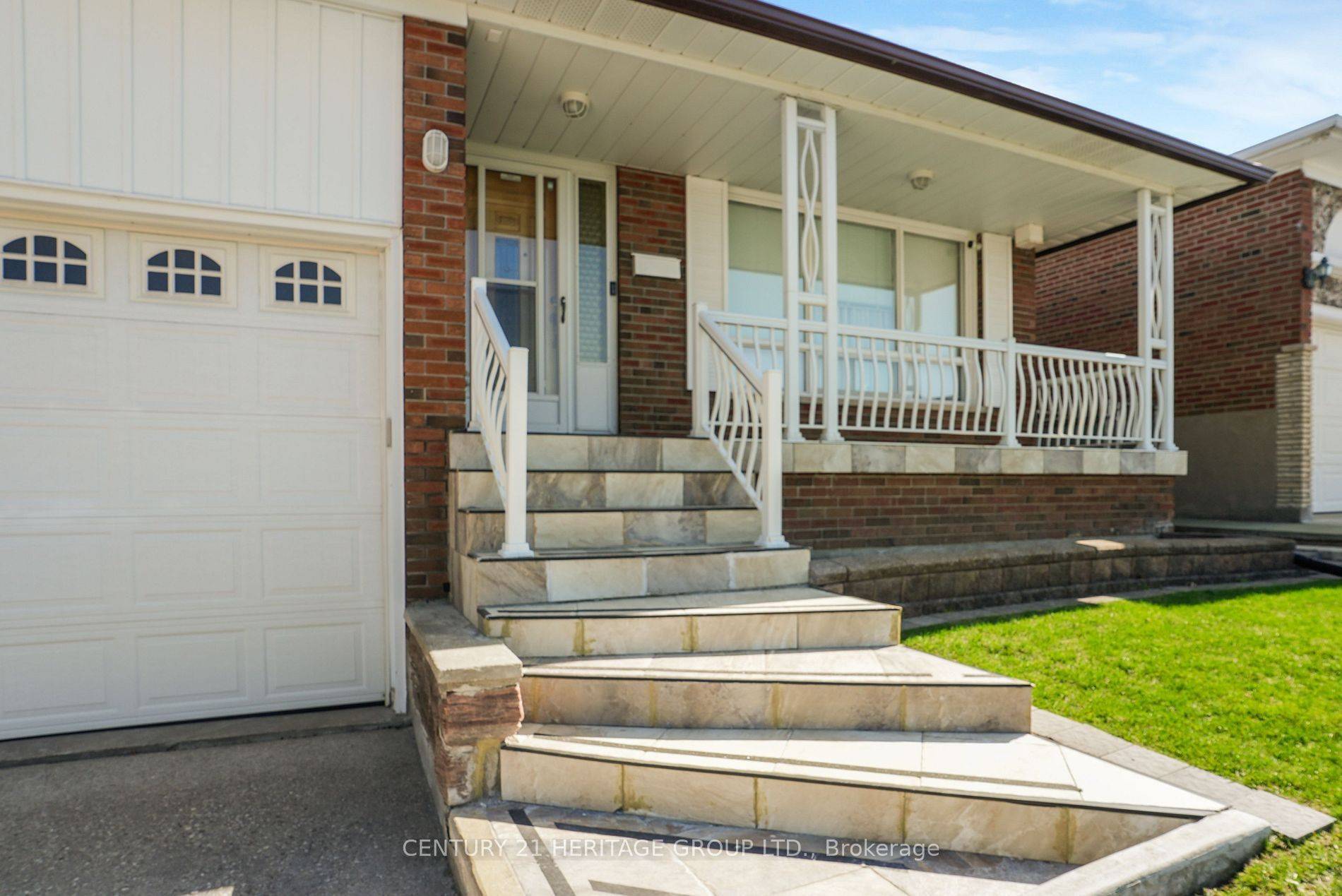 Toronto E05, ON M1T 1V8,31 Scarden AVE