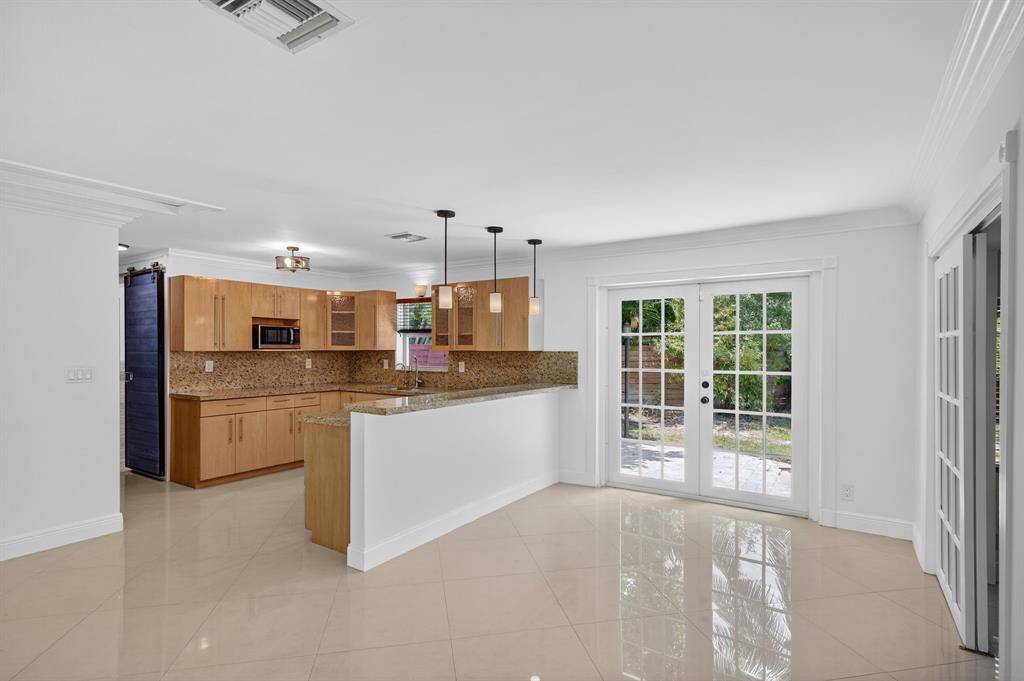 Wilton Manors, FL 33311,2924 NW 8th Ave