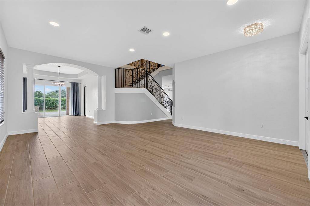 Miramar, FL 33029,18632 SW 55th St