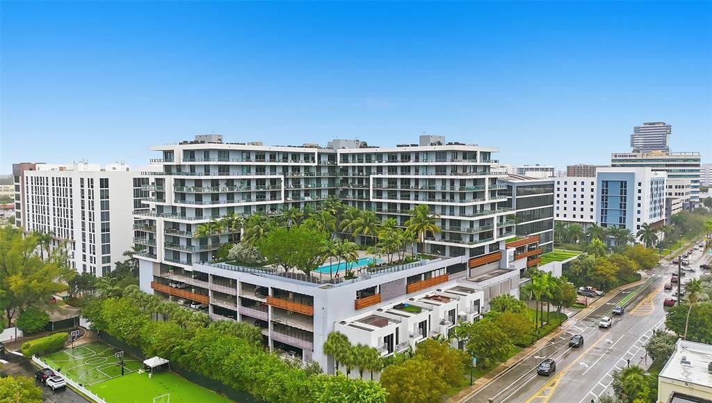 Miami, FL 33180,2960 NE 207th St #1108