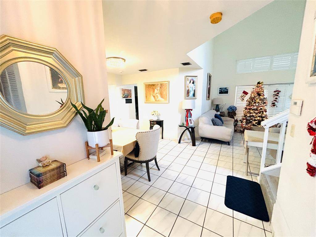 Miami, FL 33126,8428 NW 1st Ter