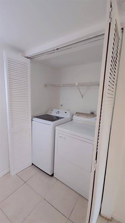 Hollywood, FL 33021,3640 N 56th Ave #412