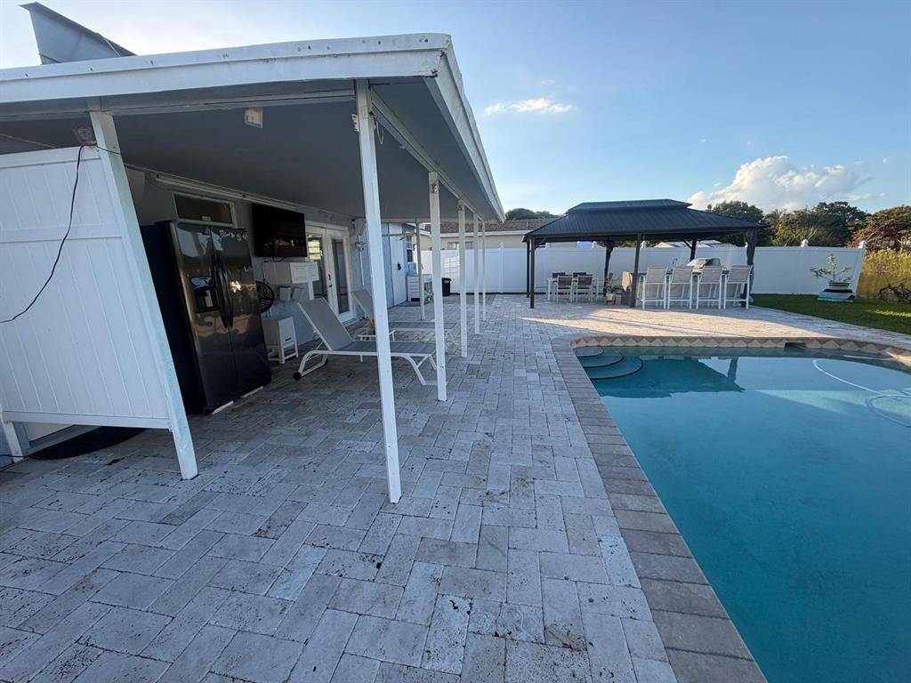 Deerfield Beach, FL 33064,401 NW 39th St