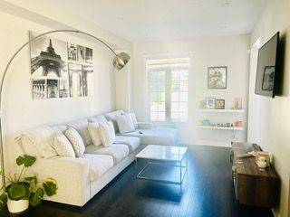 Vaughan, ON L4H 3Z8,107 East's Corners BLVD