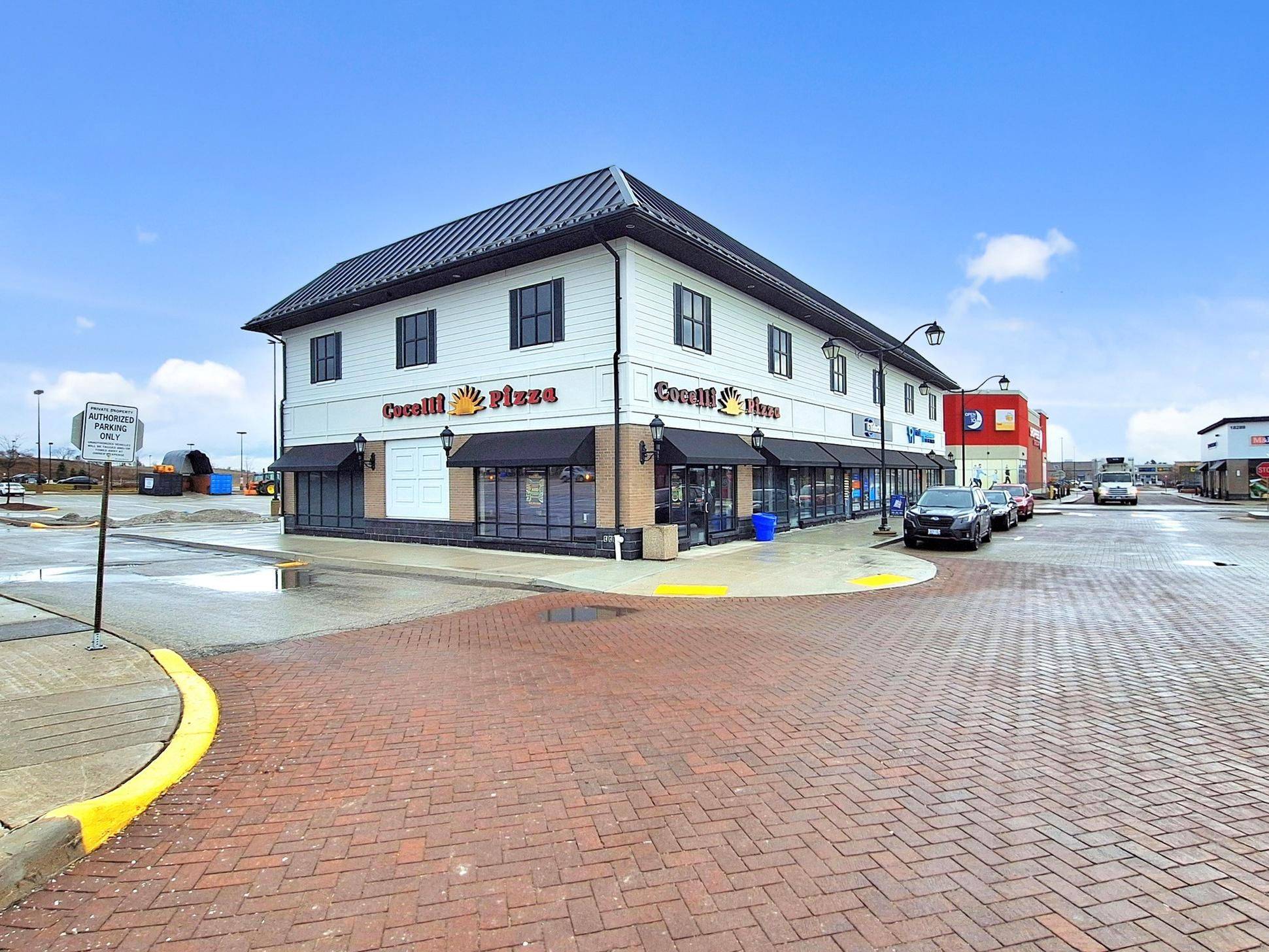 East Gwillimbury, ON L9N 0A2,18279 Yonge ST #3