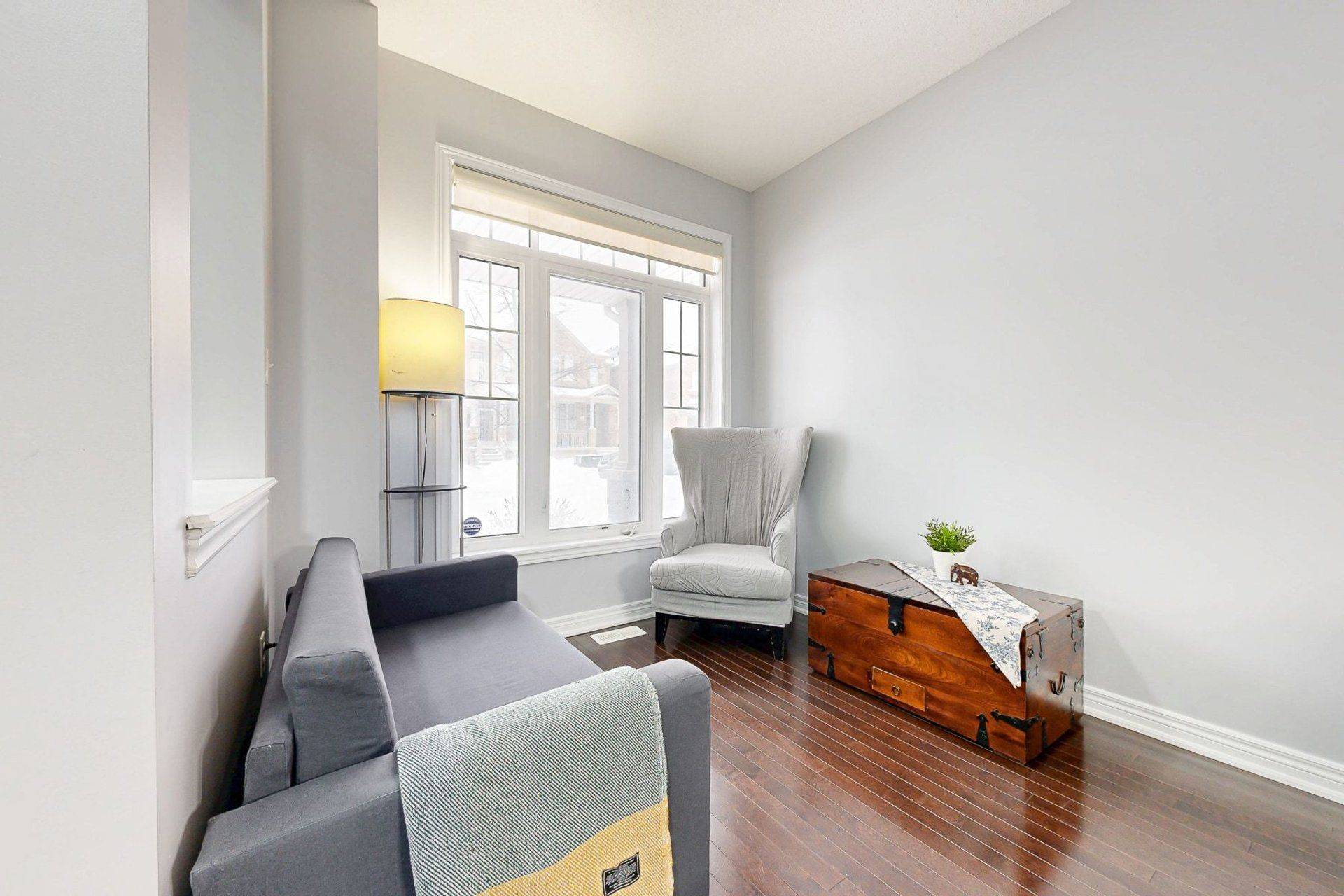 Markham, ON L6C 0V4,15 Brock AVE