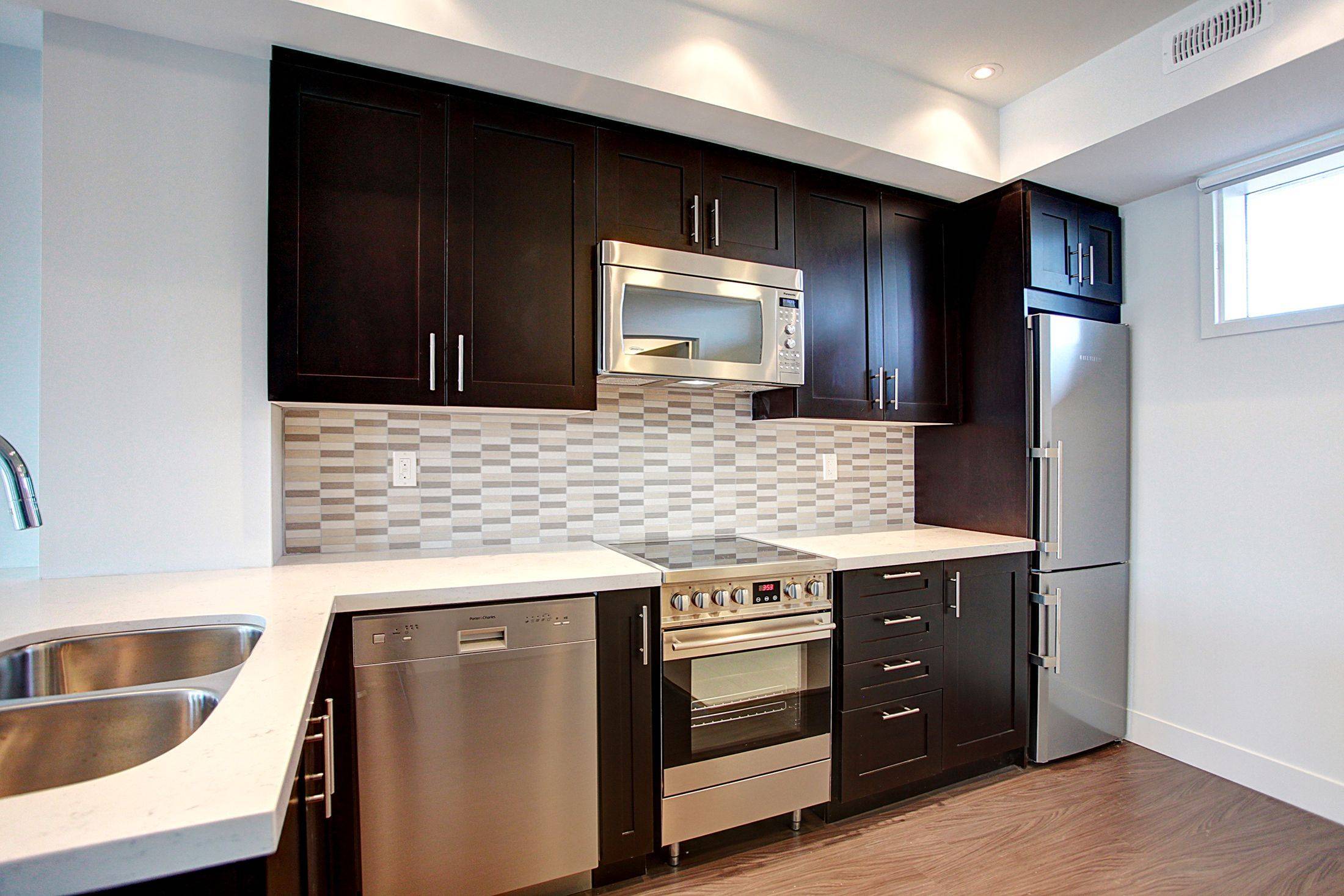 Toronto W02, ON M6P 2S7,332 High Park AVE #304