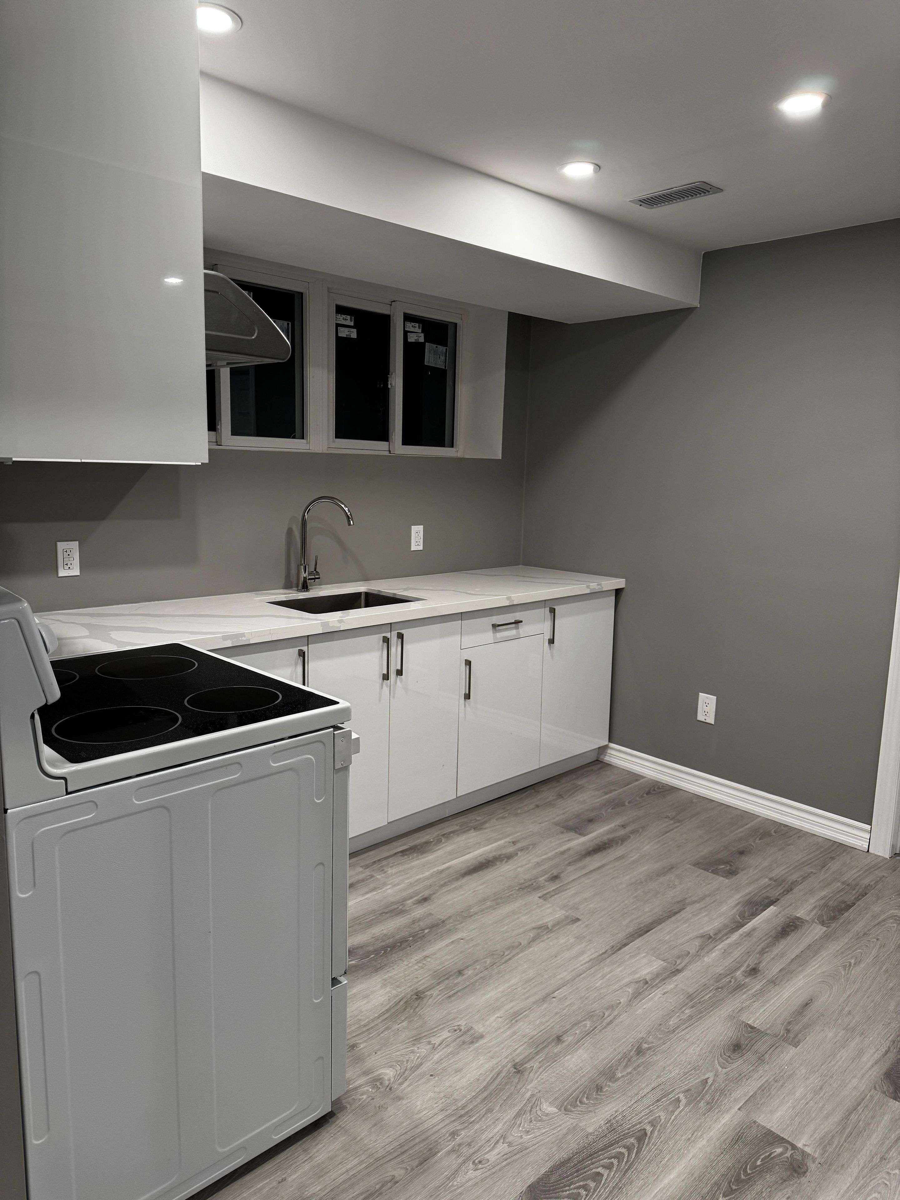 Brampton, ON L6Y 0C1,148 Skyharbour DR