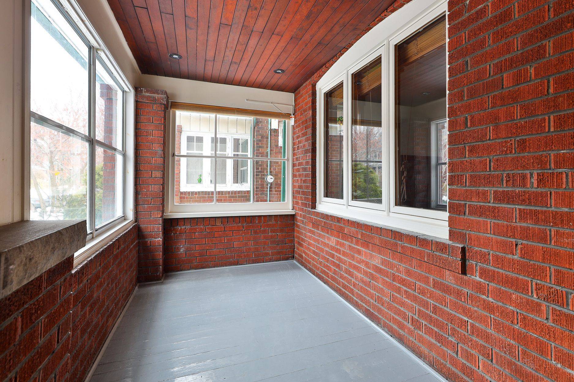 Toronto W01, ON M6R 1L1,111A Wright AVE