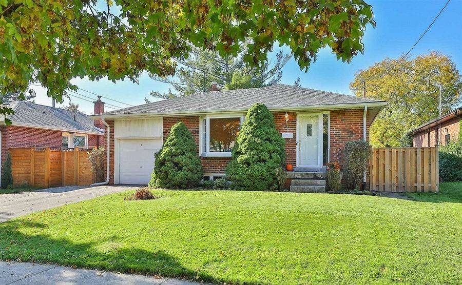 Toronto W08, ON M9B 5P8,4 Beaver Bend CRES #Bsmt