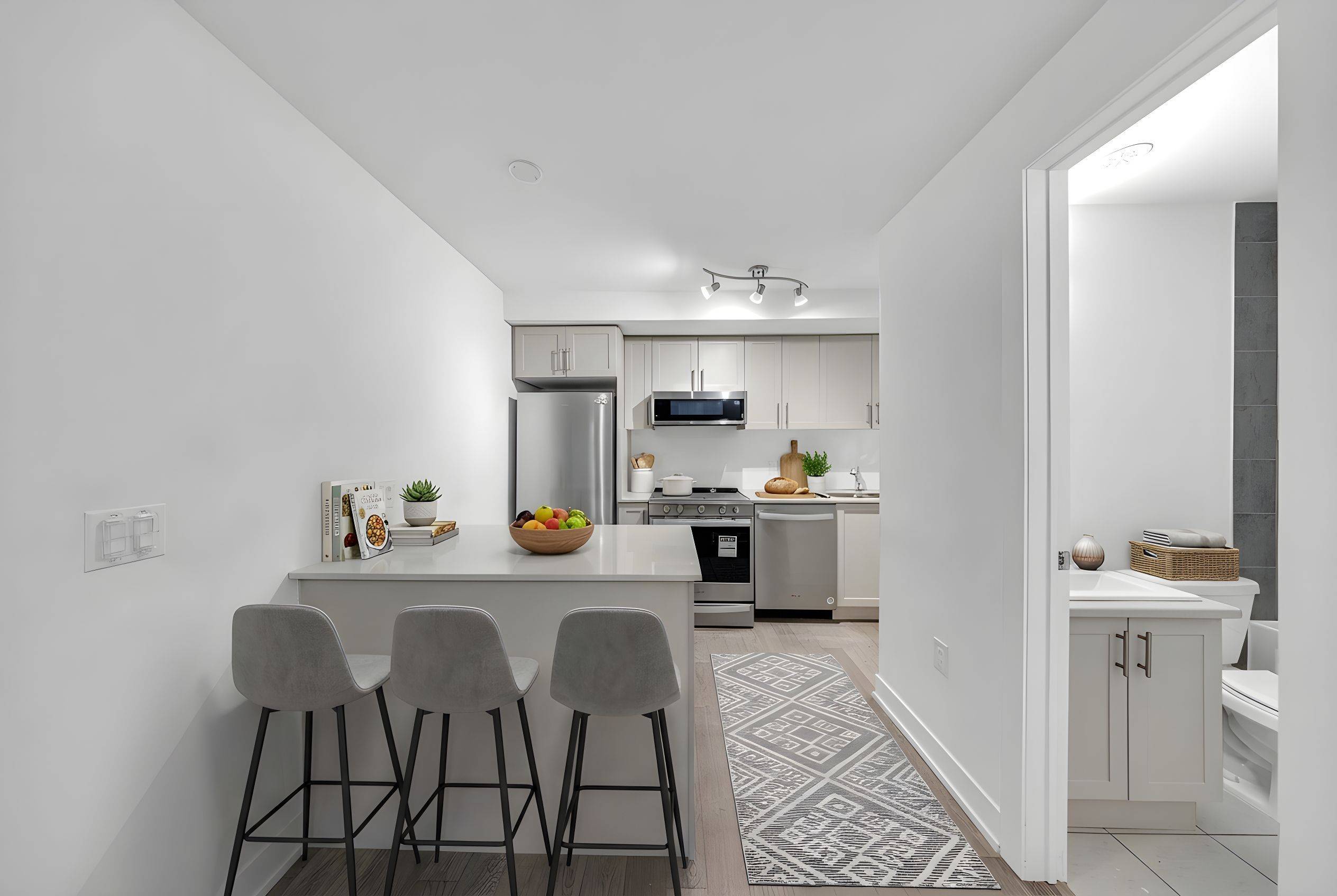 Mississauga, ON L5G 0C6,1115 Douglas Mccurdy Common #106