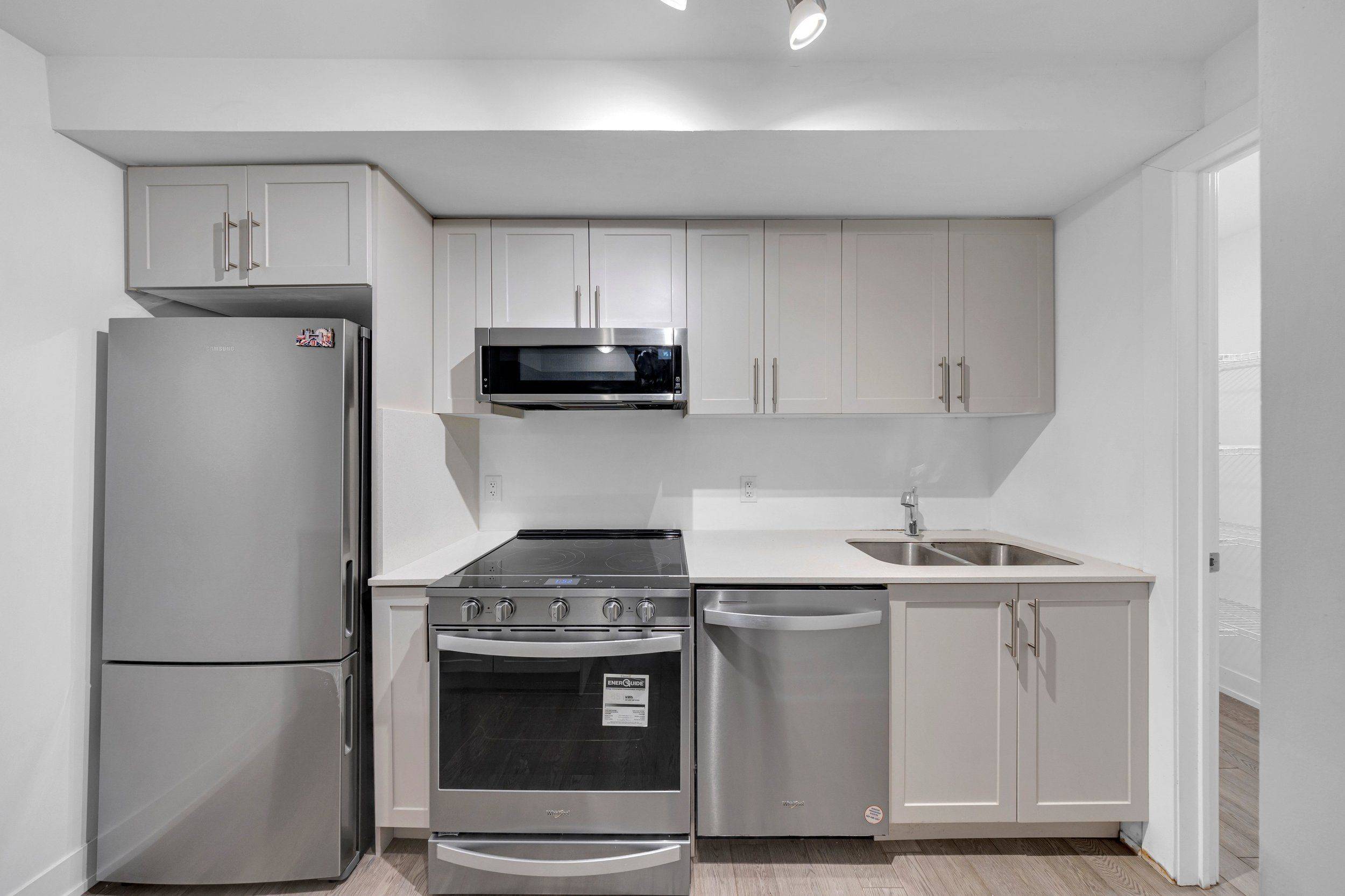 Mississauga, ON L5G 0C6,1115 Douglas Mccurdy Common #106