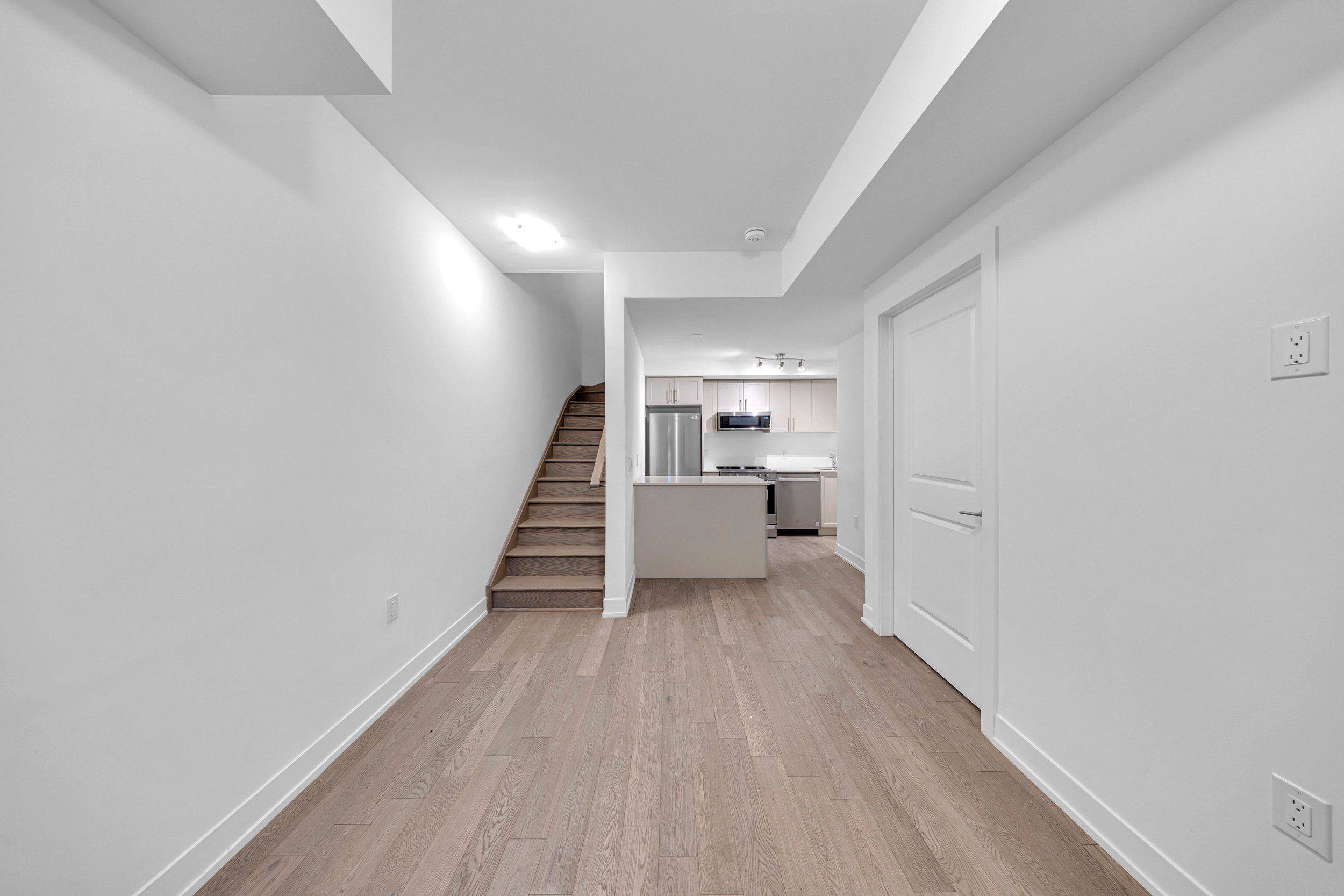 Mississauga, ON L5G 0C6,1115 Douglas Mccurdy Common #106