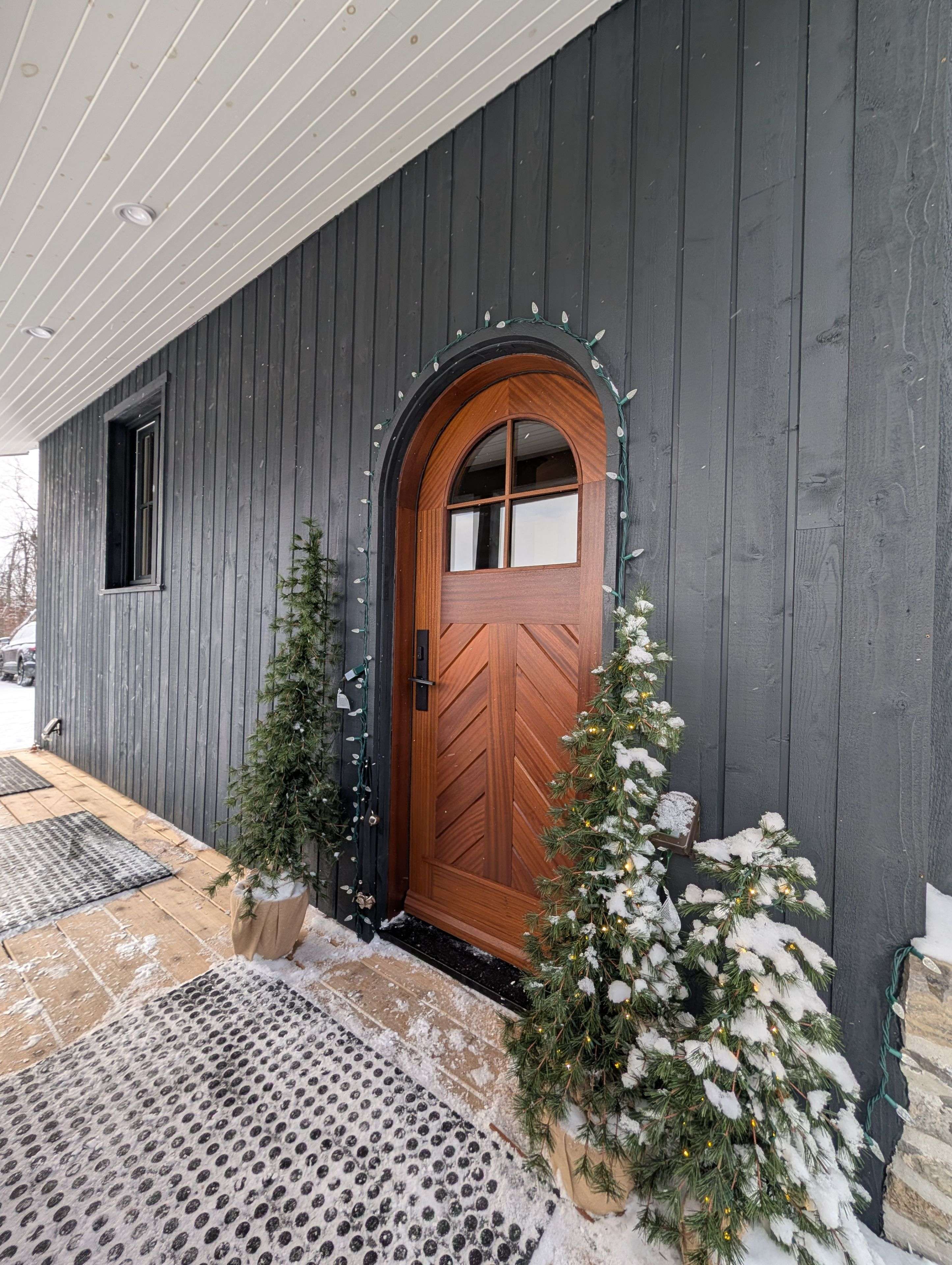 Stittsville - Munster - Richmond, ON K0A 2Z0,5954 Ottawa ST