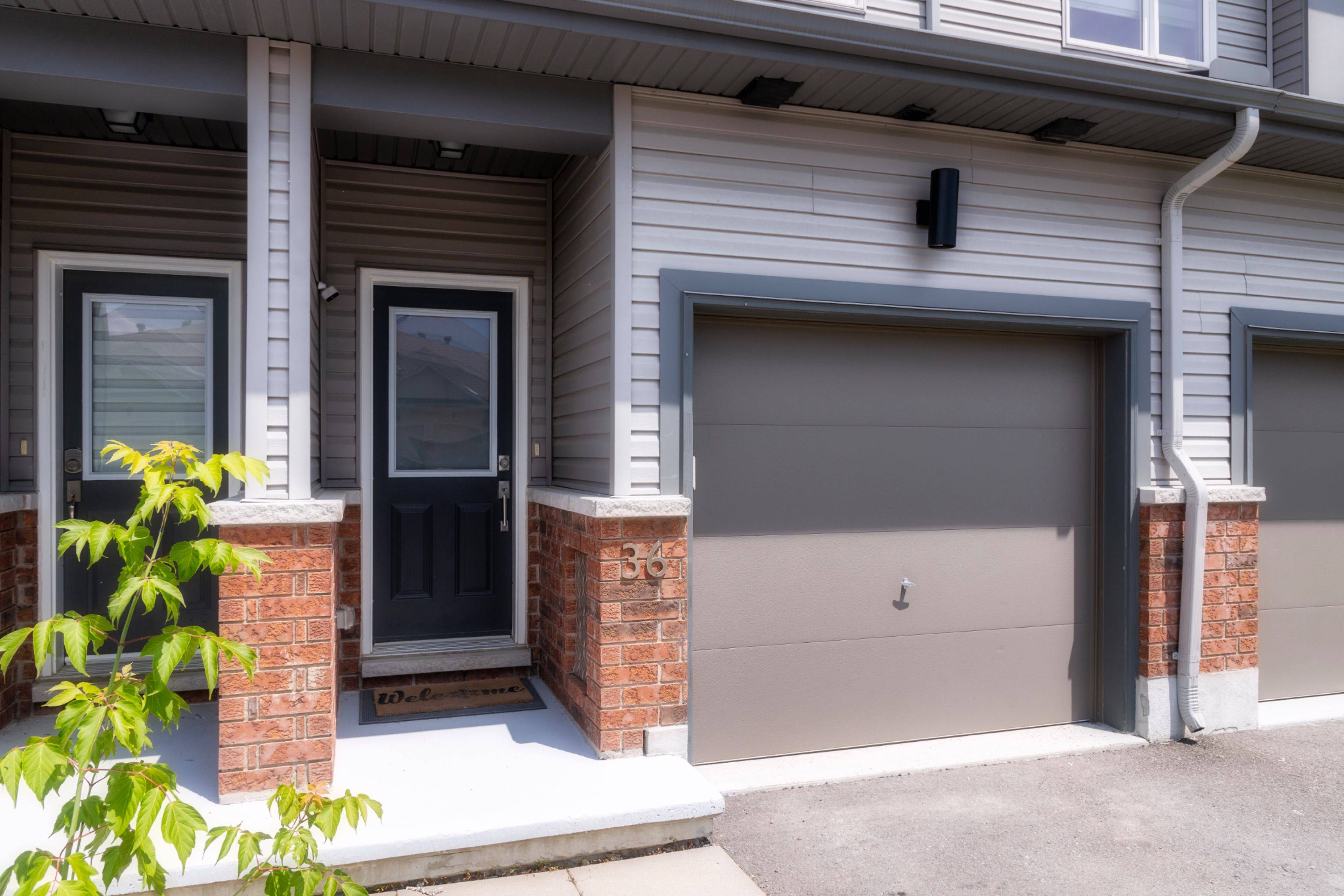 Arnprior, ON K7S 0C6,36 Mona Mcbride DR