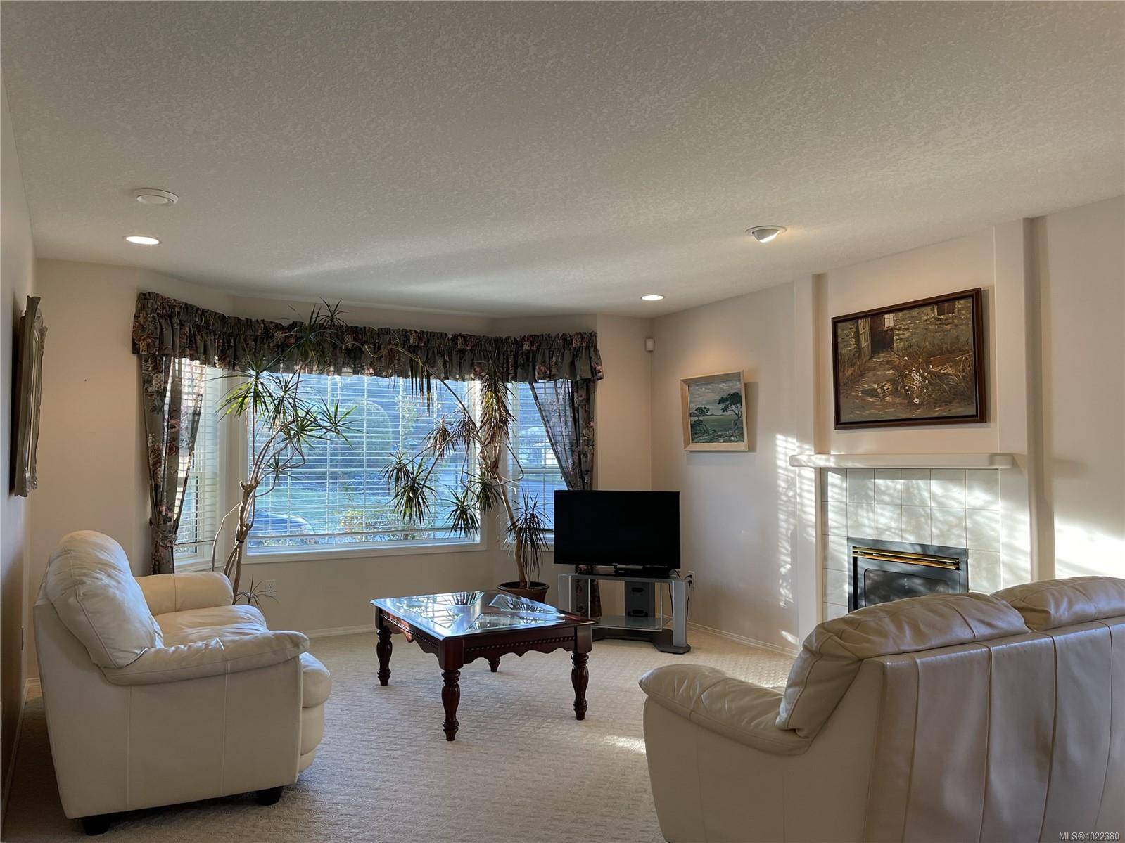 Port Alberni, BC V9Y 8H3,3535 Burde St #15