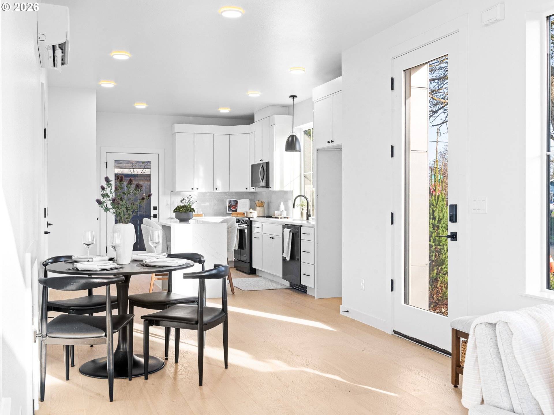 Portland, OR 97206,5939 SE 60th AVE