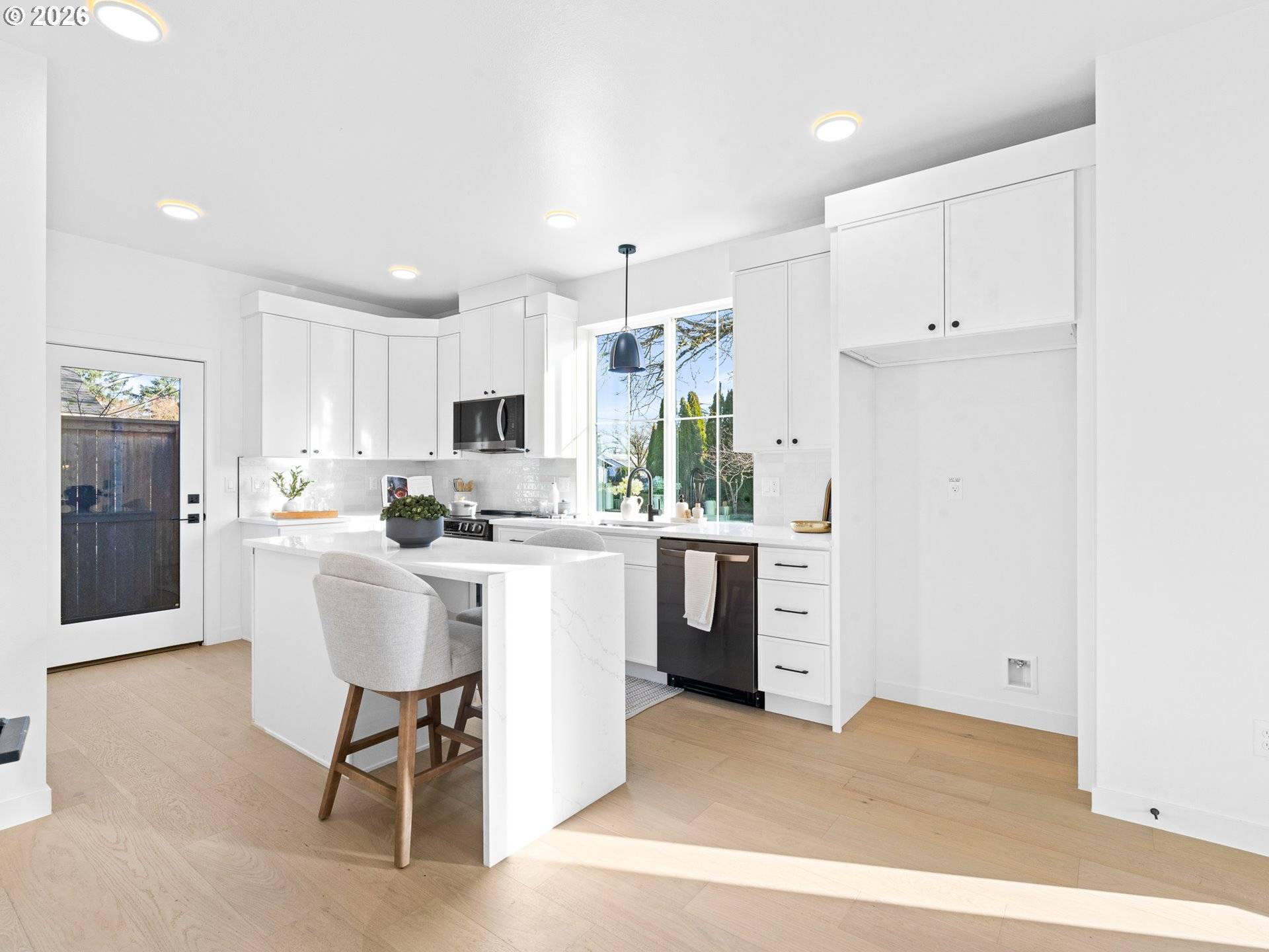 Portland, OR 97206,5939 SE 60th AVE