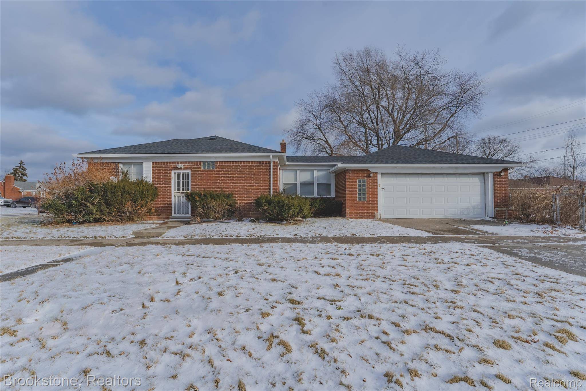 Eastpointe, MI 48021,17006 Juliana AVE