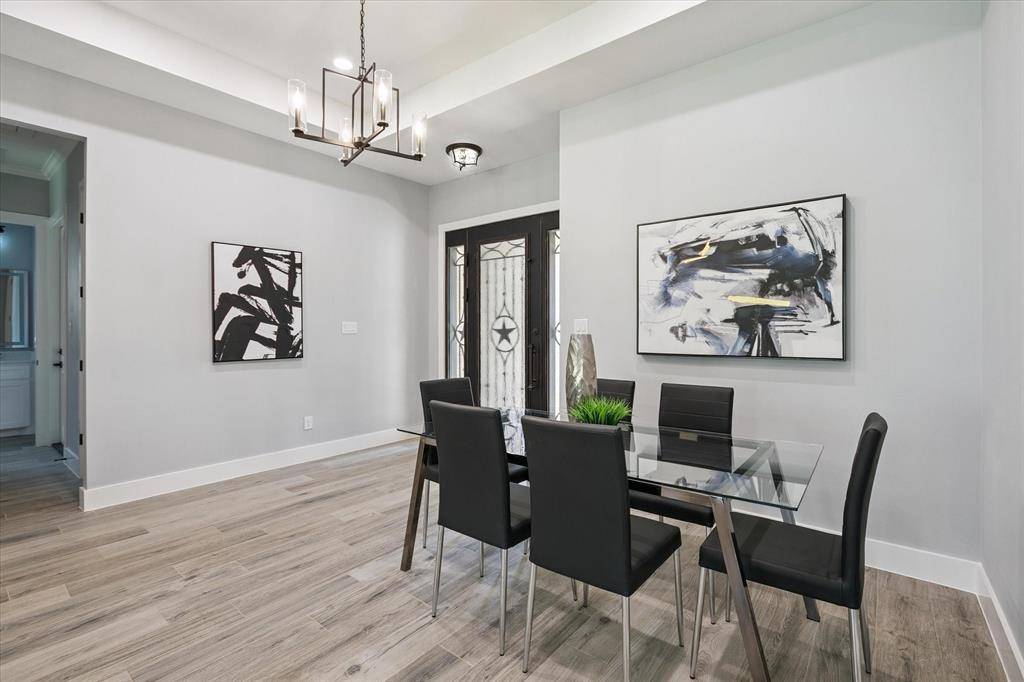 Arlington, TX 76012,707 Ross Trail