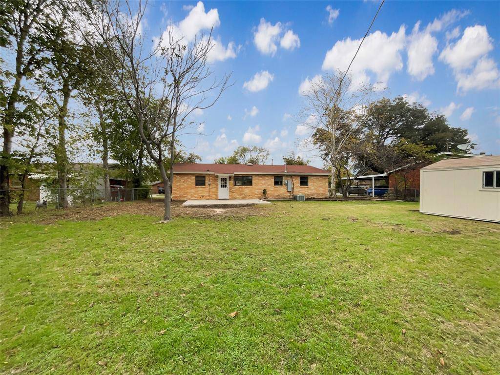 Saginaw, TX 76179,363 Opal Court